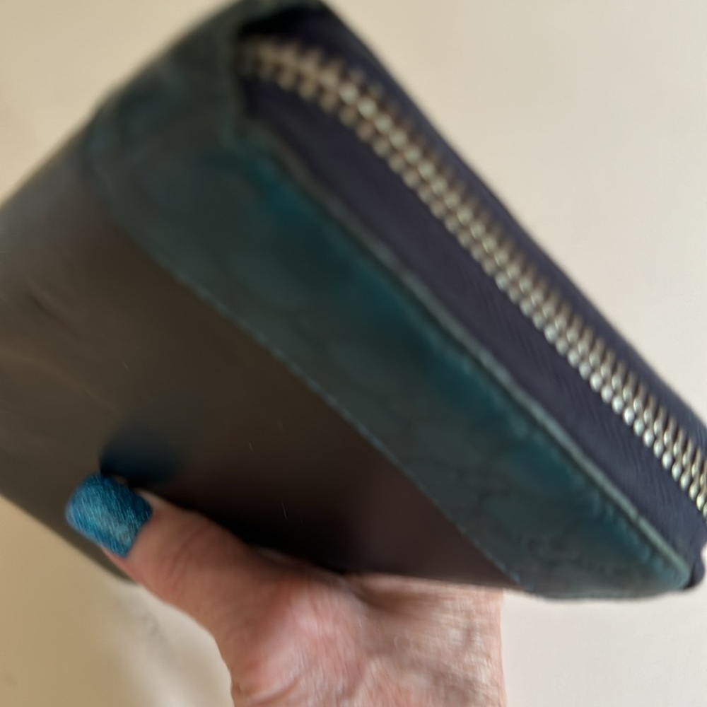 GUCCI Mistral Micro Guccissima zip around wallet. Leather. Black with turquoise - Picture 4 of 12